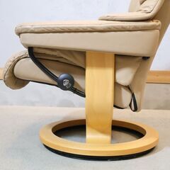 北欧ノルウェーのメーカーEKORNES(エコーネス)社のストレスレスチェアー レノです！！リビングはもちろんシアタールームなどにおススメの北欧デザインのパーソナルチェアー♪の画像