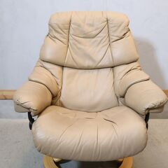 北欧ノルウェーのメーカーEKORNES(エコーネス)社のストレスレスチェアー レノです！！リビングはもちろんシアタールームなどにおススメの北欧デザインのパーソナルチェアー♪の画像