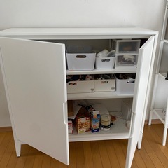 サイドボード　木製白の画像