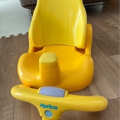 Aprica アップリカ　バスチェアの画像