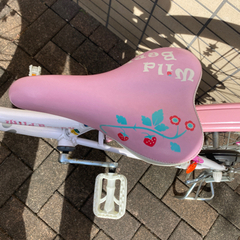 ブリヂストン　ワイルドベリー　白　20インチの画像