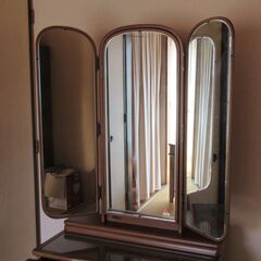 【三面鏡ドレッサー】木目の画像