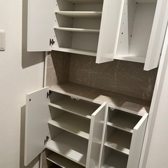 LOWYAシューズボックス　靴箱の画像