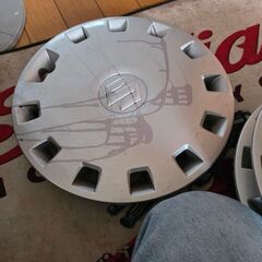 エブリー17ホイールキャップ4こ無料です。の画像