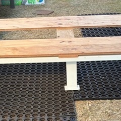 野外での金魚メダカの置き台　園芸花壇　鉢やプランターの画像