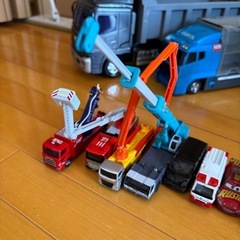 おもちゃ　トミカ　の画像