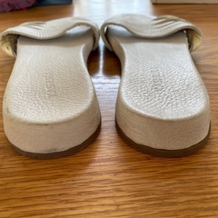 【KASHURA カシュラ】サンダル 牛革　ベージュ 36の画像