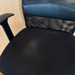 【除菌済み】ゲーミングチェア　オフィスチェア　姿勢矯正クッション付き 　　の画像