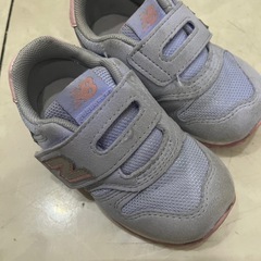 ニューバランス　靴　13.5㎝の画像