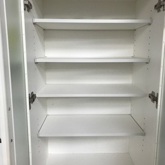 ジャングルジャングル貝塚店　食器棚　スリム　2枚扉　ホワイト　貝塚市　二色浜　リサイクルショップの画像