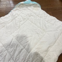 水色 星柄 フード付きおくるみの画像