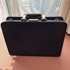 アタッシュケースの画像