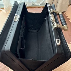 アタッシュケースの画像