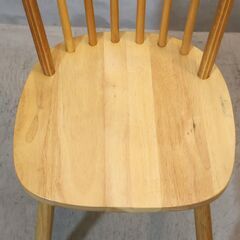 ナチュラルな木の質感が魅力のウィンザーチェアです。カントリースタイルのダイニングチェアはリビングや寝室のサイドチェアとしても。カフェスタイルや北欧テイストにもオススメです♪の画像