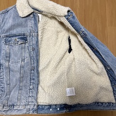 H&M ボア襟付きデニムジャケット Sの画像