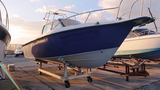 プレジャーボート　ポーナム26L　ディーゼル 　陸置き艇