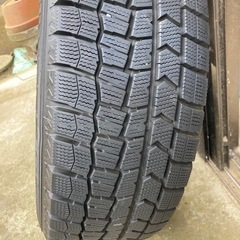 横芝光　八街　ノア　車　スタッドレスタイヤ４本　ナット付きの画像