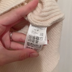 mystic パフスリーブ リブ編みニットの画像