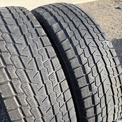 ハイエース　スタッドレスタイヤ4本の画像
