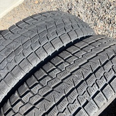 ハイエース　スタッドレスタイヤ4本の画像