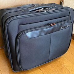 【Sale!】Samsonite製 キャスター付ビジネスバッグ（美品）の画像