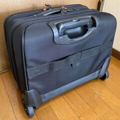 【Sale!】Samsonite製 キャスター付ビジネスバッグ（美品）の画像
