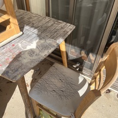 椅子　机の画像