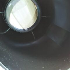 天体望遠鏡　ビクセン　70mmレンズで月も鮮明に見えます🌛三脚無しです。の画像