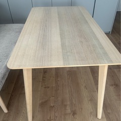 ダイニングテーブル　　IKEAイケア　リーサボー　の画像