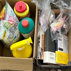 色々ありますご自由にお持ちくださいの画像