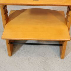 STOKKE(ストッケ)のロングセラーキッズチェアー"TRIPP TRAPP"。幼児期から大人まで末永くお使い頂ける人間工学に基づいた椅子がトリップトラップです！！の画像