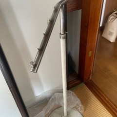 洋服掛けの画像