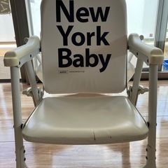 カトージ　KATOJI ローチェア　テーブル付ベビーチェア　の画像