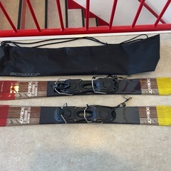 スキー板セットの画像
