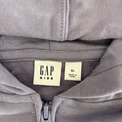 GAP  キッズ　パーカー　サイズ150(XL)の画像