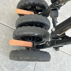 Jeepのベビーカーの画像