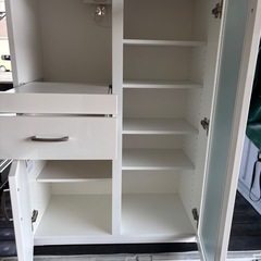 【極美品】食器棚の画像