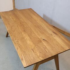 unico(ウニコ) ADDAY(アディ) ダイニングテーブル/W1500です♪木の表情を生かしたカジュアルな印象の4人用の木製食卓。シンプルなデザインはブルックリンスタイルなど男前インテリアに。の画像