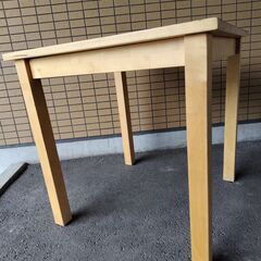 世田谷区近辺配送可能　劣化あり　IKEA　NORDEN テーブル　17343 　木製テーブル　四角の画像