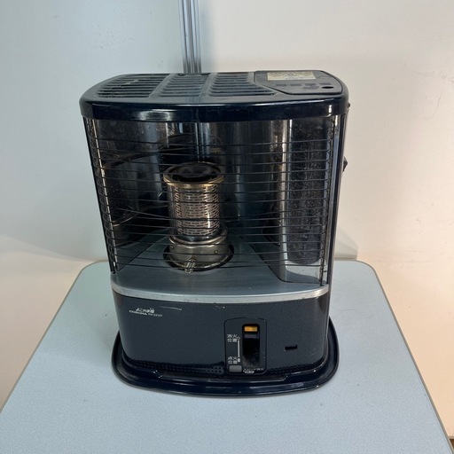 コロナ 石油ストーブ 良い 2013年製 動作品 動作品◇コロナ/CORONA