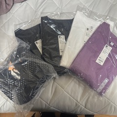 GU Tシャツ詰め放題の画像