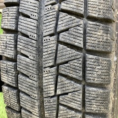 スタッドレス付きホイール　ノートE12で使っていました　の画像