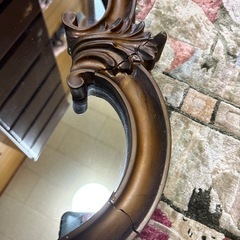 大きな鏡　アンティーク
調デザインの画像