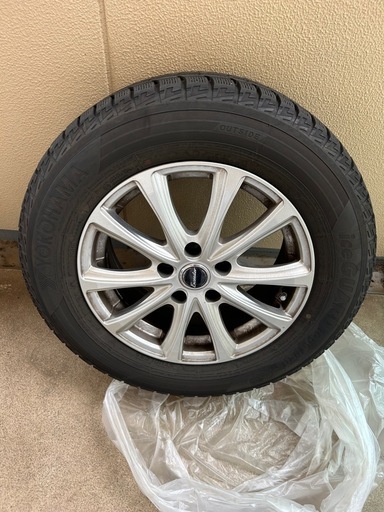 【取引成立済】スタッドレスタイヤR16 アルミ付き❗️　YOKOHAMA ice GUARD