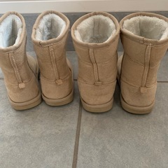 19cm子供用スノーブーツ　ムートン2足セットの画像