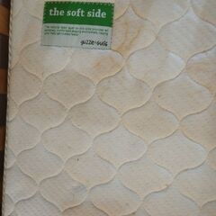 ベビーベッドの画像