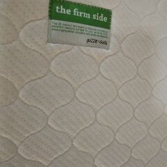 ベビーベッドの画像