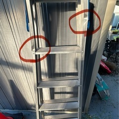 値下げ！脚立　梯子の画像