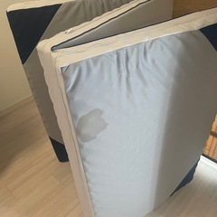 マットレス（シミあり）の画像