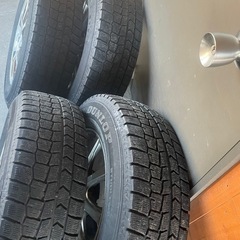 215/70R16 ダンロップ  スタッドレス　ウィンターマックス02 デリカの画像